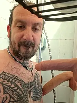 Snapshot of teddy79good chatting on April 28, 3:50 pm teddy79good online show from April 28, 3:50 pm