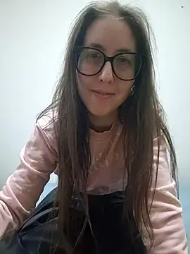 Snapshot of Sarah459 chatting on December 7, 9:11 pm Sarah459 online show from December 7, 9:11 pm