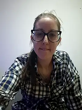 Snapshot of Sarah459 chatting on January 12, 5:54 pm Sarah459 online show from January 12, 5:54 pm