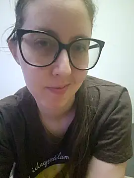 Snapshot of Sarah459 chatting on June 23, 8:40 pm Sarah459 online show from June 23, 8:40 pm