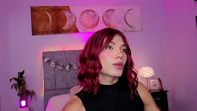 Megan Do Santos online show from December 22, 2:58 pm