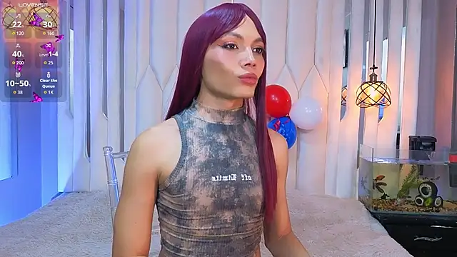 Megan Do Santos online show from July 4, 8:15 pm
