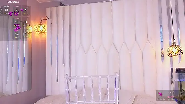 Megan Do Santos online show from July 22, 8:22 pm