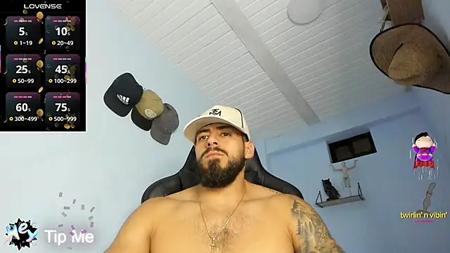 Snapshot of _Poseidon1_ chatting on September 13, 4:23 am Poseidon1 online show from September 13, 4:23 am