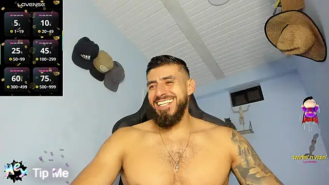 Snapshot of _Poseidon1_ chatting on September 15, 4:45 am Poseidon1 online show from September 15, 4:45 am