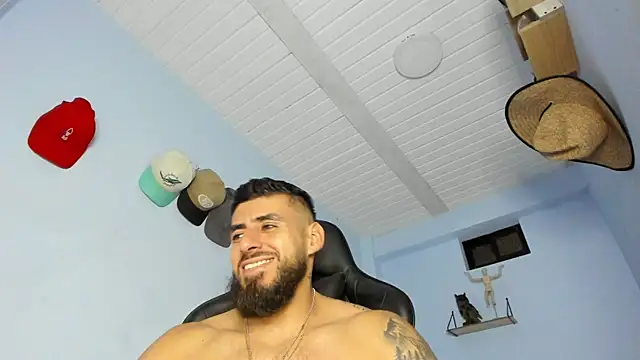 Snapshot of _Poseidon1_ chatting on September 25, 4:16 am Poseidon1 online show from September 25, 4:16 am