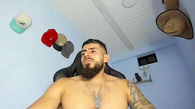 Snapshot of _Poseidon1_ chatting on October 8, 4:32 am Poseidon1 online show from October 8, 4:32 am