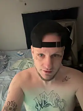 Snapshot of VixyGang chatting on February 15, 12:07 am VixyGang online show from February 15, 12:07 am