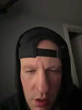 Snapshot of VixyGang chatting on February 15, 9:19 am VixyGang online show from February 15, 9:19 am