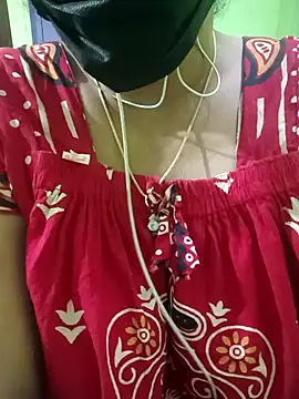 Snapshot of Aishu-tamil09 chatting on February 13, 7:03 am Aishu-tamil09 online show from February 13, 7:03 am