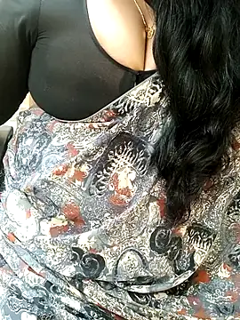 Snapshot of Aishu-tamil09 chatting on October 29, 7:59 pm Aishu-tamil09 online show from October 29, 7:59 pm