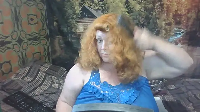 Snapshot of RoseRed69 chatting on July 11, 4:04 am RoseRed69 online show from July 11, 4:04 am