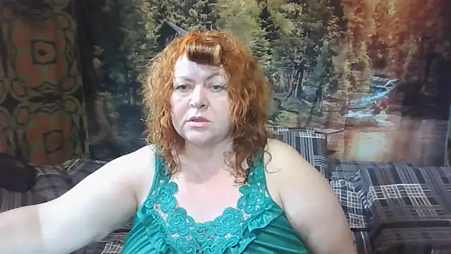 Snapshot of RoseRed69 chatting on July 31, 2:44 am RoseRed69 online show from July 31, 2:44 am