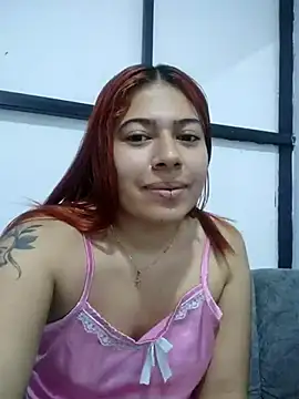 Snapshot of caro_sweett chatting on March 8, 11:27 am caro sweett online show from March 8, 11:27 am