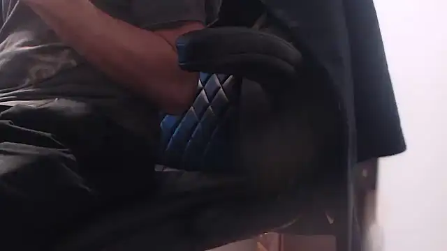 flexingplexico online show from March 8, 8:33 am