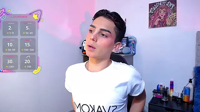 OwenBluee online show from January 17, 6:07 am