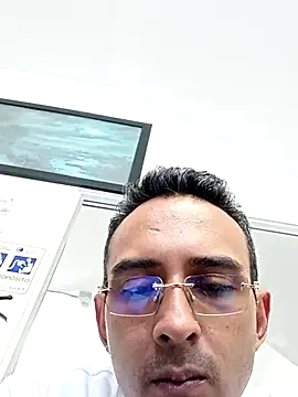 paisa233 online show from September 15, 9:26 pm