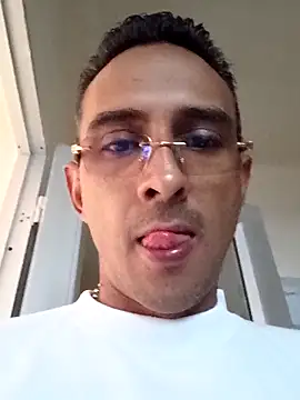 paisa233 online show from October 24, 2:35 pm