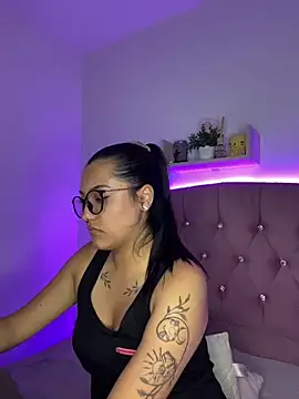 angellique 22 online show from January 17, 6:57 am