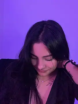 angellique 22 online show from February 5, 10:30 am