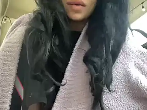 myloveforyouu online show from January 20, 11:10 pm