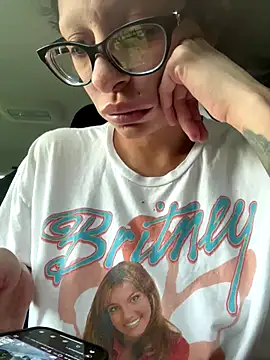 myloveforyouu online show from September 24, 12:30 pm