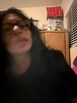 myloveforyouu online show from October 13, 5:40 am