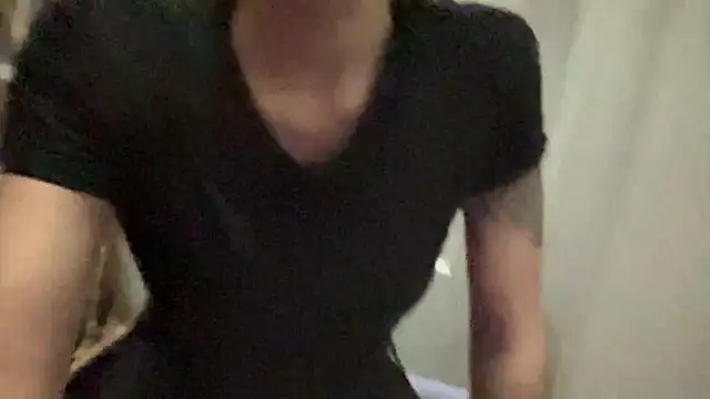 myloveforyouu online show from February 16, 6:04 pm