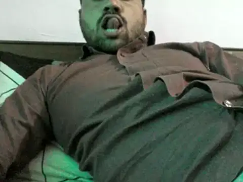 lallantoplonda online show from February 25, 3:05 am