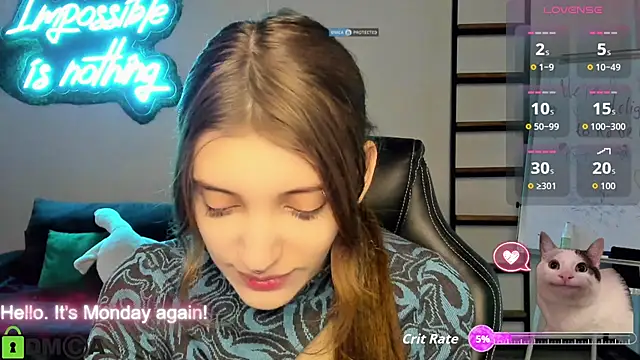 Snapshot of CherryBloom777 chatting on November 17, 7:36 am CherryBloom777 online show from November 17, 7:36 am