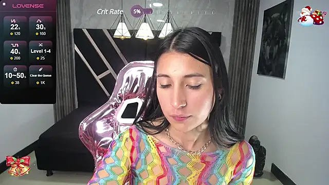 Snapshot of lizzyluk_ch chatting on December 13, 10:34 pm lizzyluk ch online show from December 13, 10:34 pm