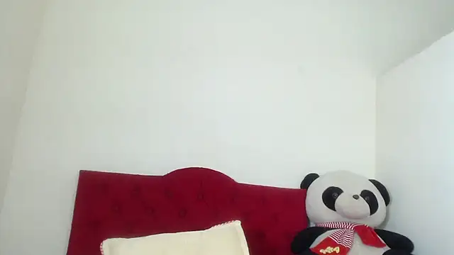 Luluu 08 online show from February 12, 4:44 pm