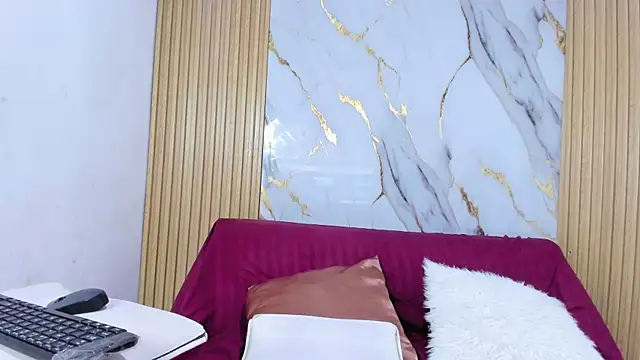 Luluu 08 online show from June 27, 2:55 pm