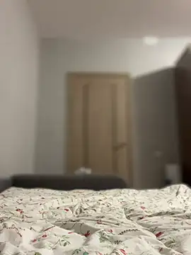 Snapshot of wrenlie chatting on January 8, 10:16 pm wrenlie online show from January 8, 10:16 pm