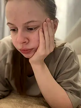 Snapshot of wrenlie chatting on November 4, 1:48 am wrenlie online show from November 4, 1:48 am