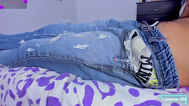 Snapshot of 6_bunny_9 chatting on January 17, 11:07 pm 6 bunny 9 online show from January 17, 11:07 pm