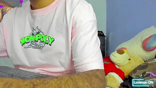 Snapshot of 6_bunny_9 chatting on January 19, 10:06 pm 6 bunny 9 online show from January 19, 10:06 pm