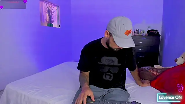 Snapshot of 6_bunny_9 chatting on January 22, 1:53 pm 6 bunny 9 online show from January 22, 1:53 pm