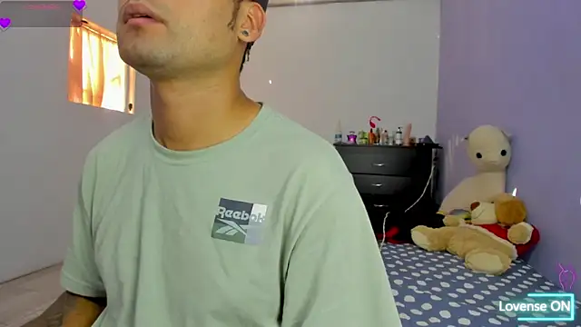 Snapshot of 6_bunny_9 chatting on January 25, 7:07 pm 6 bunny 9 online show from January 25, 7:07 pm