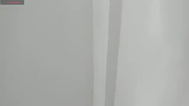 Snapshot of 6_bunny_9 chatting on October 25, 6:35 pm 6 bunny 9 online show from October 25, 6:35 pm