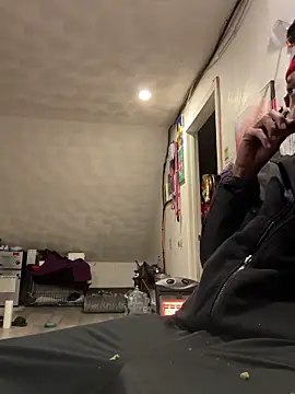 Snapshot of rayyymack chatting on December 25, 9:43 pm rayyymack online show from December 25, 9:43 pm