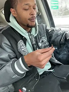 Snapshot of rayyymack chatting on January 21, 5:09 pm rayyymack online show from January 21, 5:09 pm