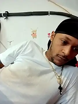 Snapshot of rayyymack chatting on October 8, 6:38 pm rayyymack online show from October 8, 6:38 pm