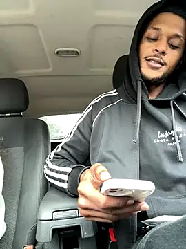 Snapshot of rayyymack chatting on October 13, 5:46 pm rayyymack online show from October 13, 5:46 pm