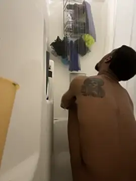 Snapshot of rayyymack chatting on October 29, 8:43 pm rayyymack online show from October 29, 8:43 pm