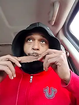 Snapshot of rayyymack chatting on November 14, 4:17 pm rayyymack online show from November 14, 4:17 pm