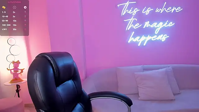 ValeriaRiveraX online show from January 19, 6:42 am