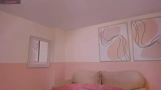 ValeriaRiveraX online show from February 13, 7:24 am