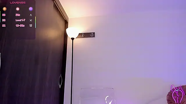 mariablonde  online show from March 3, 10:15 pm