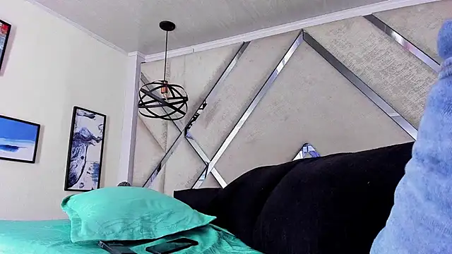 Damian09  online show from November 17, 10:48 pm